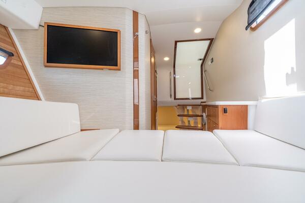 MJM 47X 47-003 - Cabin