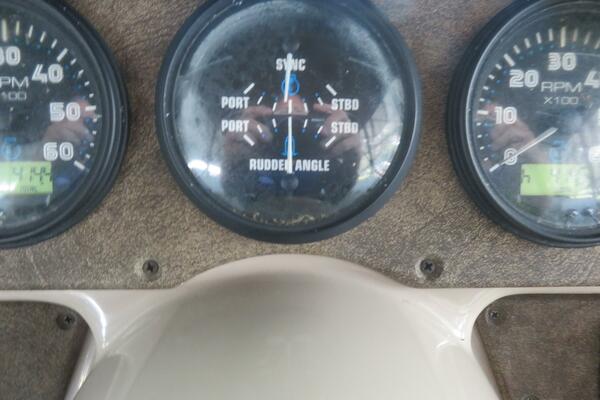 38ft Carver Yacht For Sale