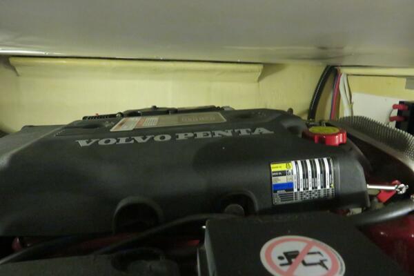 38ft Carver Yacht For Sale