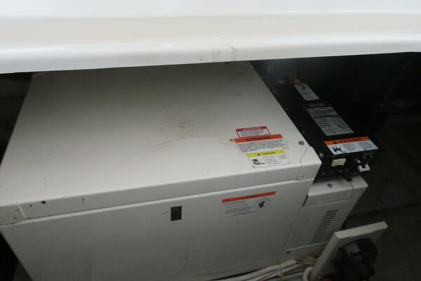 38ft Carver Yacht For Sale