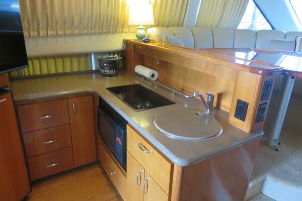 38ft Carver Yacht For Sale