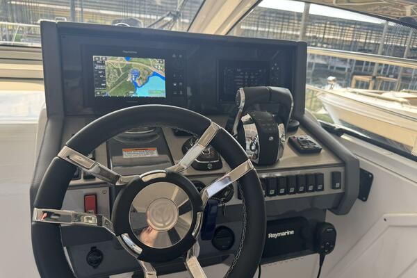 39ft Cruisers Yachts Yacht For Sale