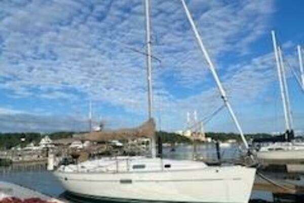 Photo of the 2000 Beneteau 361 "Belle Jura"