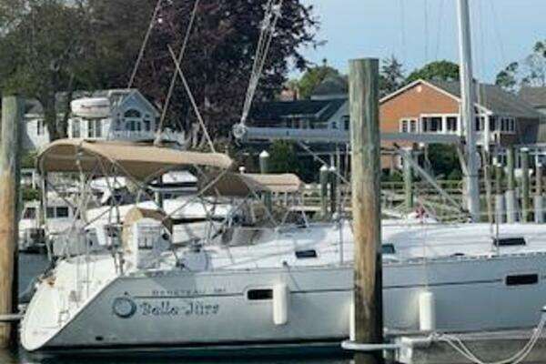 Photo of the 2000 Beneteau 361 "Belle Jura"
