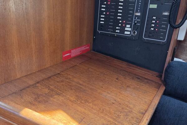 Endeavour 32ft Hunter Yacht For Sale