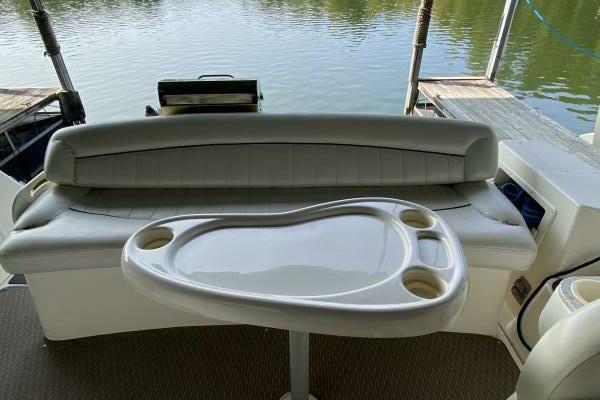 34ft Rinker Yacht For Sale