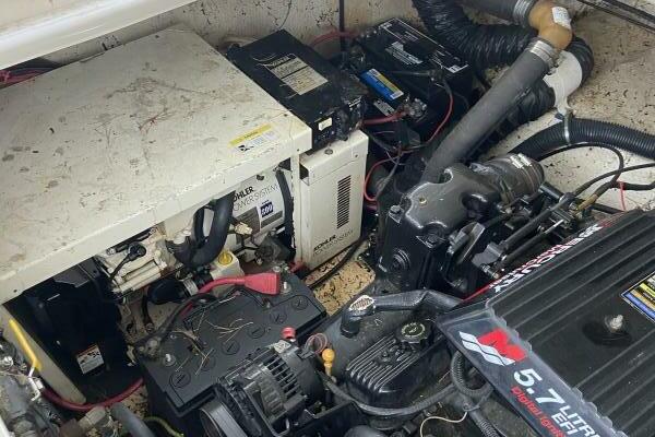 34ft Rinker Yacht For Sale