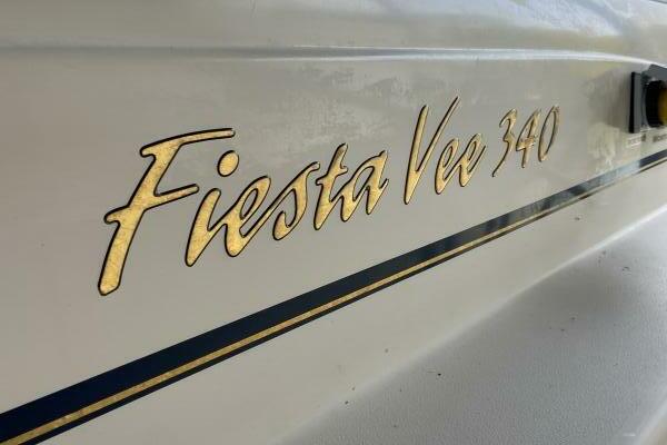 34ft Rinker Yacht For Sale