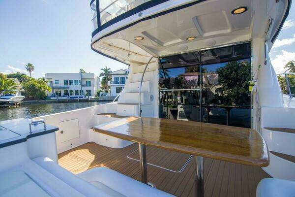 2013 Sea Ray 52