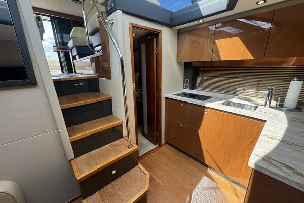 47ft Sea Ray Yacht For Sale