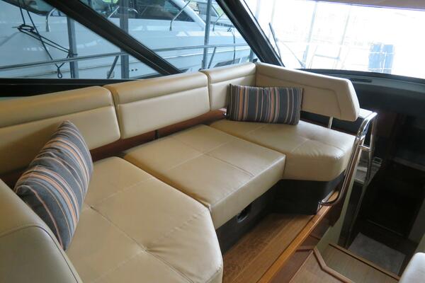 47ft Sea Ray Yacht For Sale