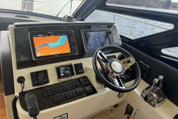 47ft Sea Ray Yacht For Sale