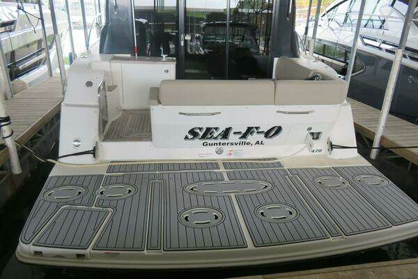 2015 Sea Ray 47