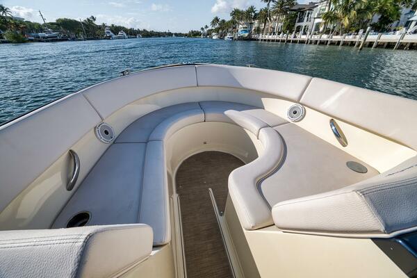 Chris-Craft 34 - 2LW - Forward Seating