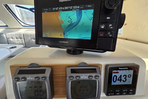 Prosecco 33ft Seawind Yacht For Sale