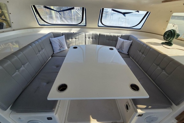 Prosecco 33ft Seawind Yacht For Sale