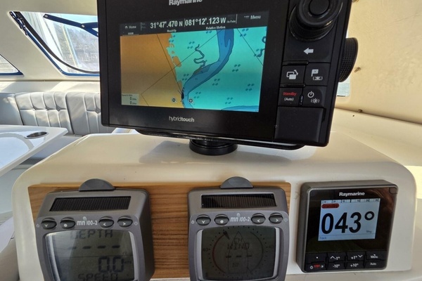 Prosecco 33ft Seawind Yacht For Sale
