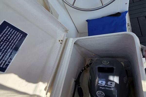 Prosecco 33ft Seawind Yacht For Sale