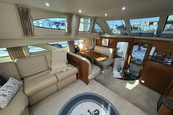 Spirit of Adventure 36ft Carver Yacht For Sale