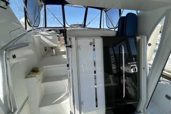 Spirit of Adventure 36ft Carver Yacht For Sale
