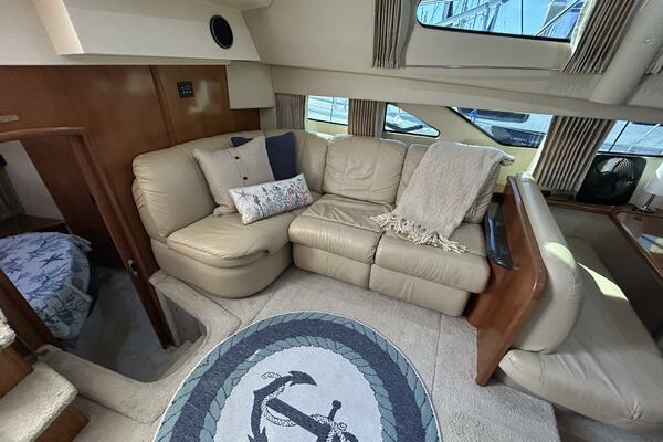 Spirit of Adventure 36ft Carver Yacht For Sale