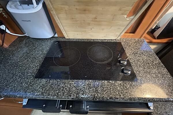 Spirit of Adventure 36ft Carver Yacht For Sale