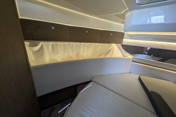 Timeout 34ft Jeanneau Yacht For Sale