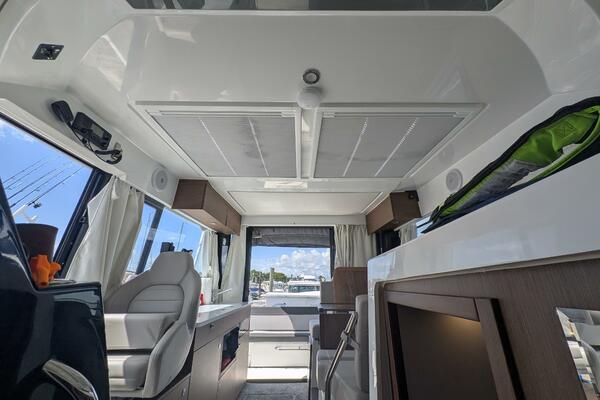 Timeout 34ft Jeanneau Yacht For Sale