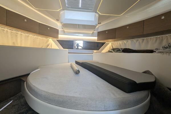 Timeout 34ft Jeanneau Yacht For Sale