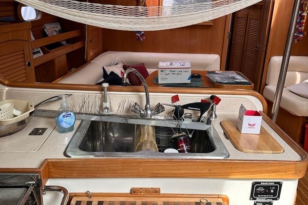 47ft Catalina Yacht For Sale