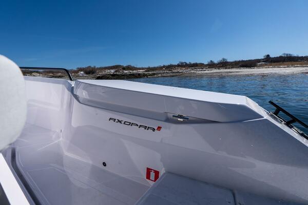 Stock 48 29ft Axopar Yacht For Sale