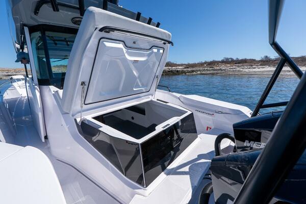 Stock 48 29ft Axopar Yacht For Sale