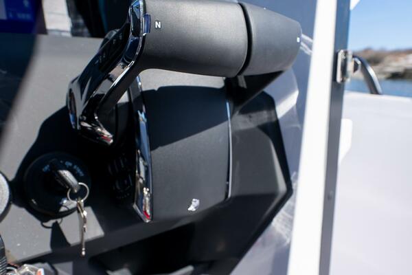 Stock 48 29ft Axopar Yacht For Sale