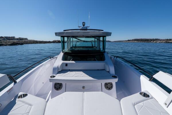 Stock 48 29ft Axopar Yacht For Sale