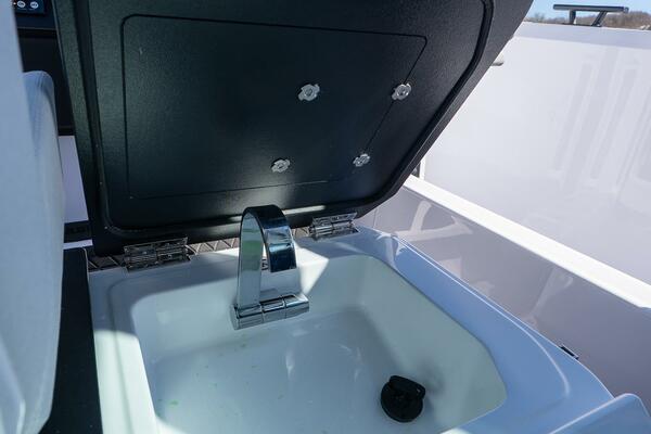 Stock 48 29ft Axopar Yacht For Sale