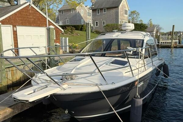 Marlen 24ft Cutwater Yacht For Sale
