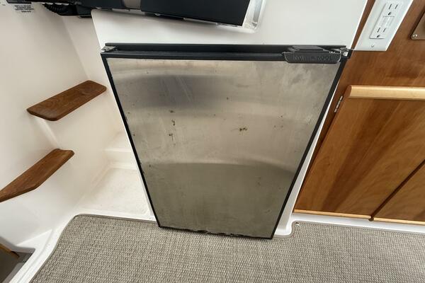 Marlen 24ft Cutwater Yacht For Sale