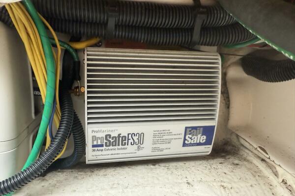 Marlen 24ft Cutwater Yacht For Sale