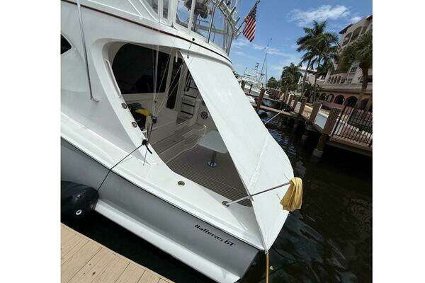 2013 Hatteras 54