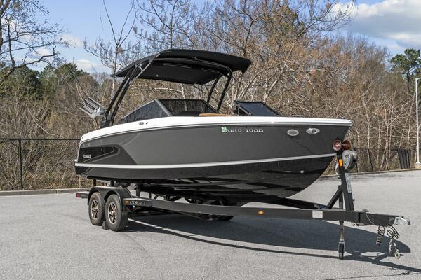23ft Cobalt Yacht For Sale