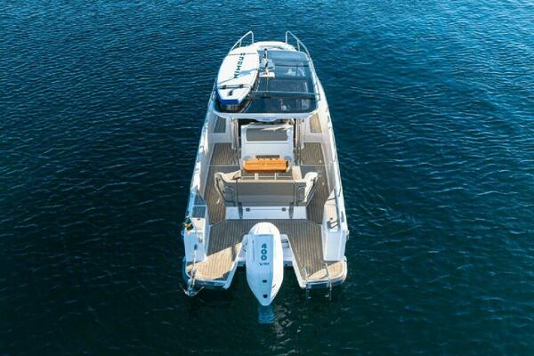 31ft Nimbus Yacht For Sale