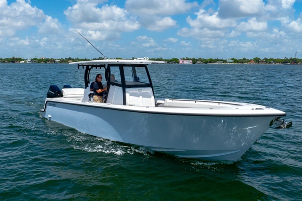34ft Reef Runner Yacht For Sale