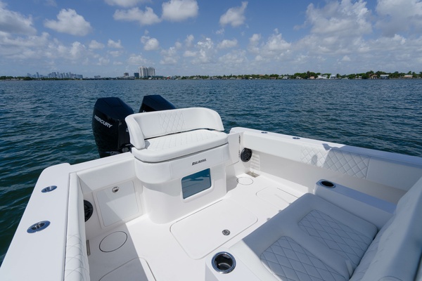 34ft Reef Runner Yacht For Sale