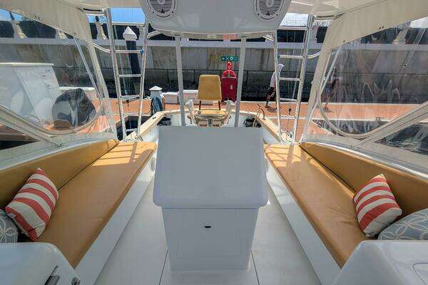 Photo of the 1999 Tides Custom Carolina Express "SASSY GIRL"