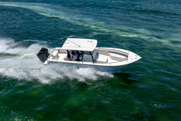 34ft Reef Runner Yacht For Sale