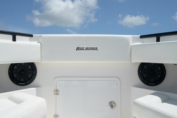 34ft Reef Runner Yacht For Sale