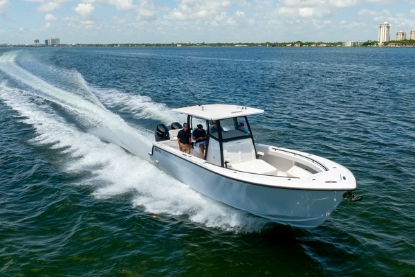 34ft Reef Runner Yacht For Sale