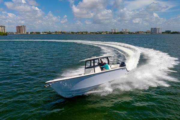 34ft Reef Runner Yacht For Sale