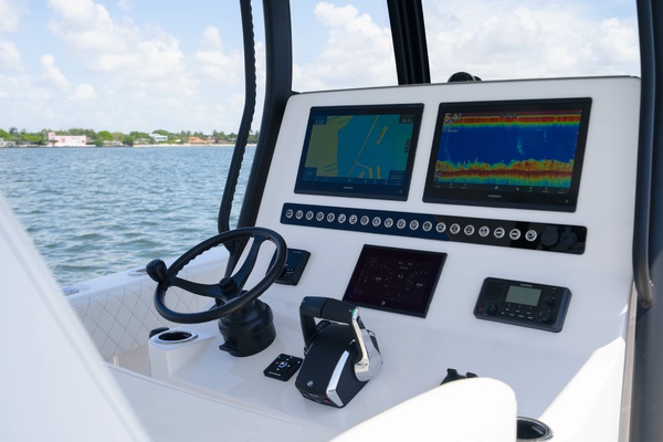 34ft Reef Runner Yacht For Sale