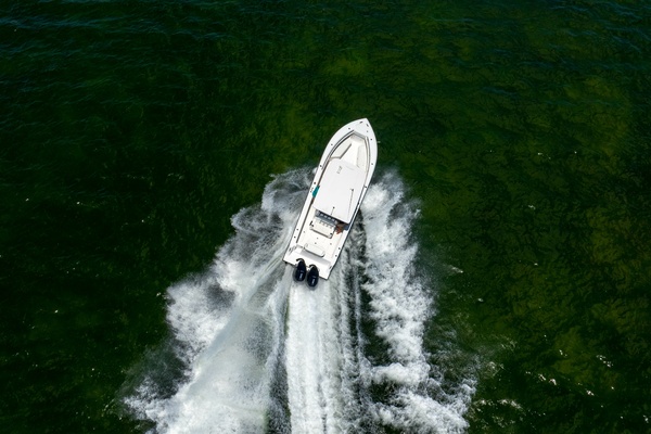 34ft Reef Runner Yacht For Sale